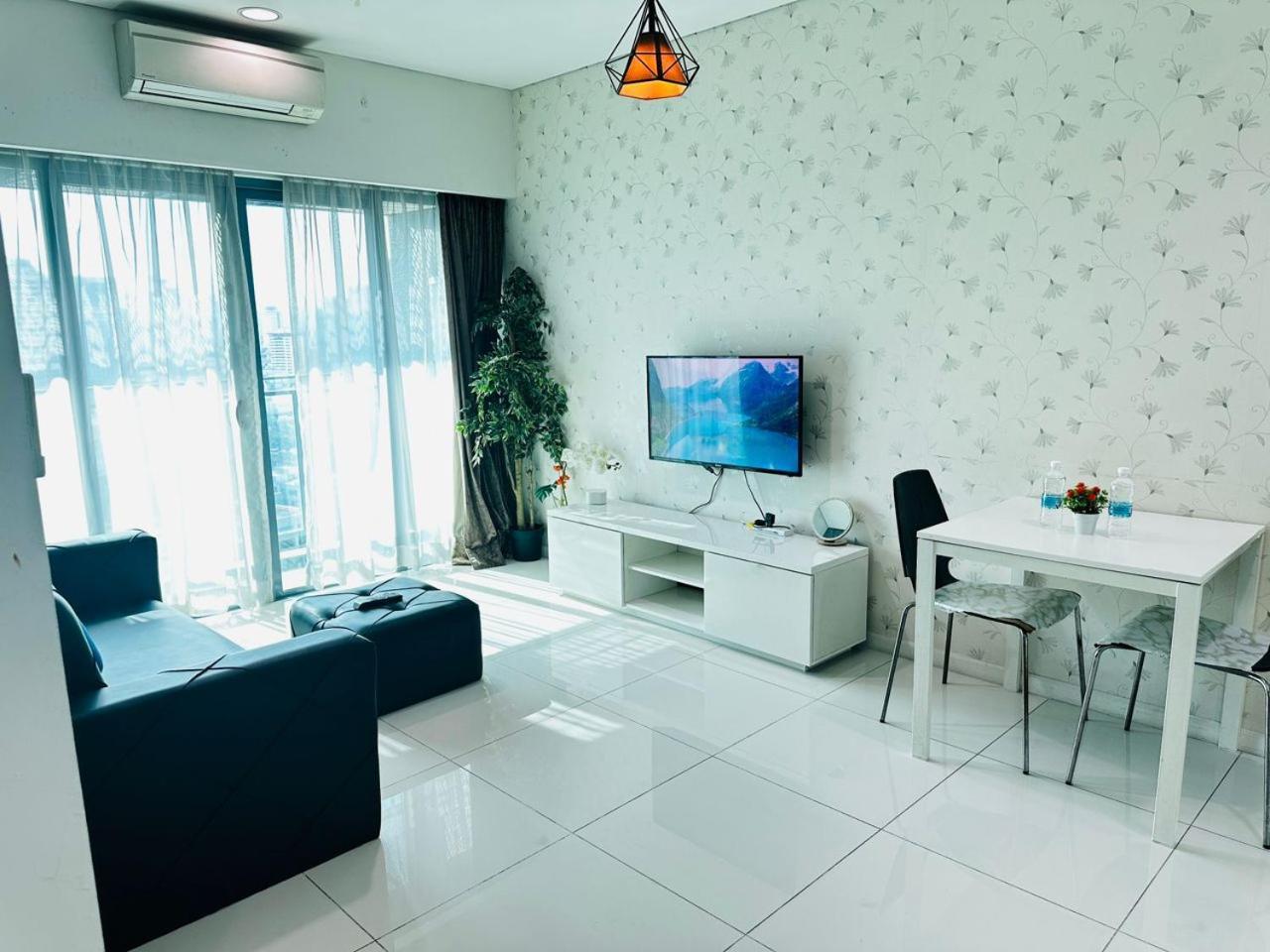 Mercu Summer Suites Klcc By Ab Куала Лумпур Екстериор снимка